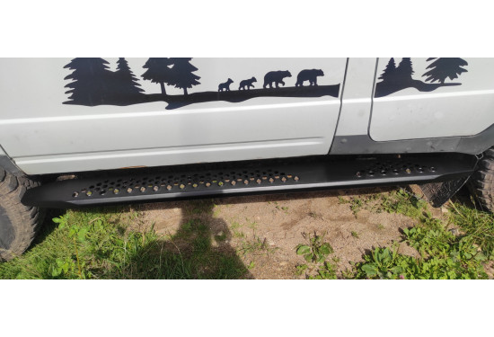 Силовые пороги АМЗ для ГАЗель Соболь 4х4 1998+ (подходят для увеличенных, пластиковых баков)