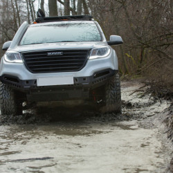 Мини-силовик АМЗ для Haval H9 с площадкой для лебедки
