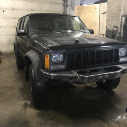 Бампер силовой передний АМЗ для Jeep Cherokee XJ