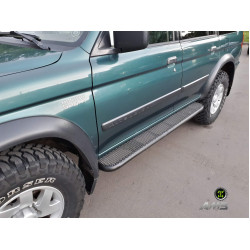 Силовые пороги АМЗ для Mitsubishi Montero Sport/Pajero Sport 1996-2009