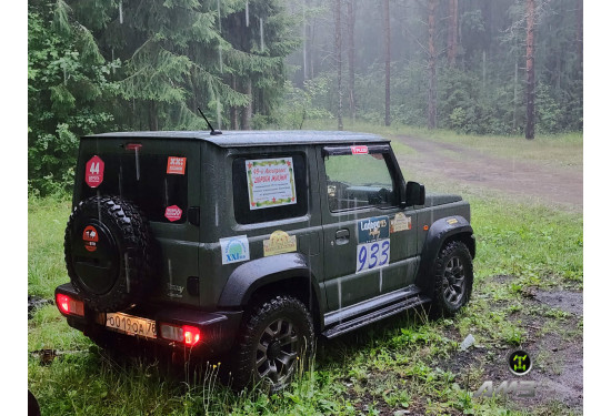 Силовые пороги листовые цельногнутые АМЗ для Suzuki Jimny 2018+