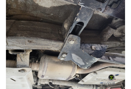 Силовая защита порогов АМЗ для Suzuki Jimny 2018+