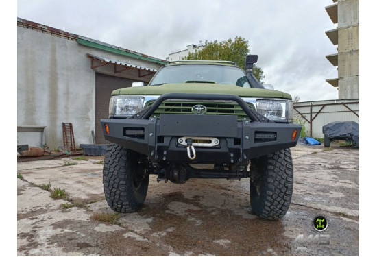 Бампер силовой передний АМЗ для Toyota Hilux 1988-1997 (передняя рессорная подвеска)