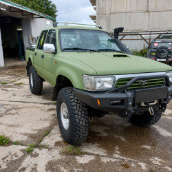 Бампер силовой передний АМЗ для Toyota Hilux 1988-1997 (передняя рессорная подвеска)
