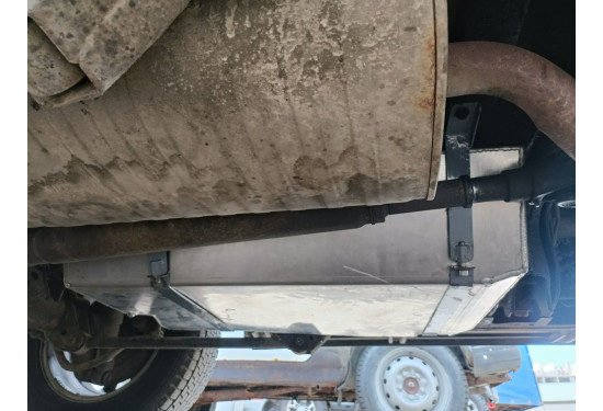 Основной алюминиевый топливный бак 145 л для Toyota Land Cruiser 100 / 105 и Lexus LX470