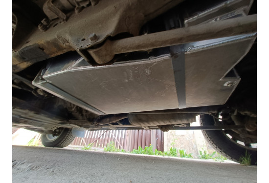 Основной алюминиевый топливный бак 145 л для Toyota Land Cruiser 100 / 105 и Lexus LX470