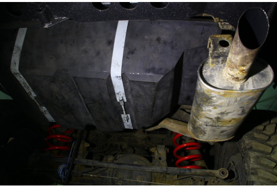 Дополнительный полиэтиленовый топливный бак 100 л для Toyota Land Cruiser 100 и Lexus LX470