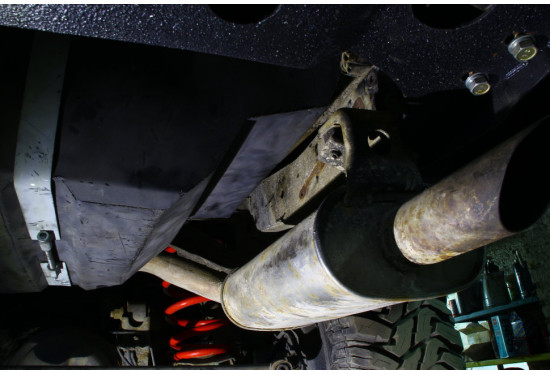 Дополнительный полиэтиленовый топливный бак 100 л для Toyota Land Cruiser 100 и Lexus LX470