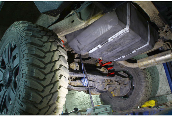 Дополнительный полиэтиленовый топливный бак 100 л для Toyota Land Cruiser 80