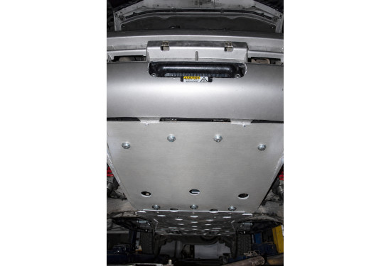 Защита днища АМЗ для Toyota Land Cruiser 100 и Lexus LX470
