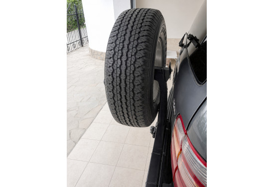 Калитка под запаску АМЗ для Toyota Land Cruiser 100 / Lexus LX470