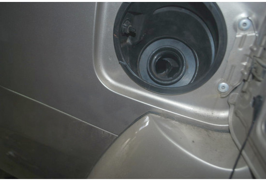 Дополнительный полиэтиленовый топливный бак 90 л для Toyota Land Cruiser 200