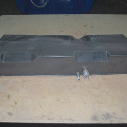 Дополнительный полиэтиленовый топливный бак 45 л для Toyota Land Cruiser 200 установка над запаской