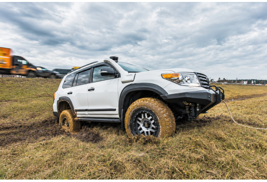 Бампер силовой передний АМЗ для Toyota Land Cruiser 200 2007-2016