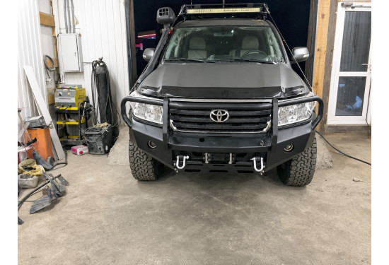 Бампер силовой передний АМЗ для Toyota Land Cruiser 200 2007-2016 под штатную электрическую лебедку