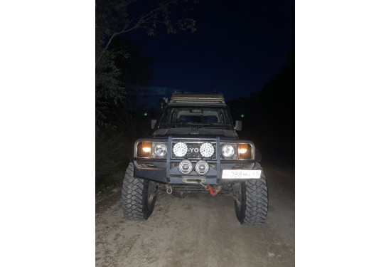 Светодиодная фара Aurora 180W Сверх-дальний свет (ALO-DR7)