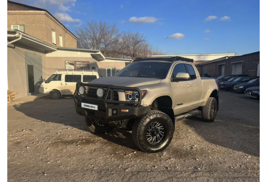 Светодиодная фара Aurora 180W Сверх-дальний свет (ALO-DR7)