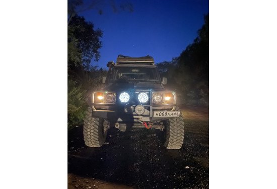 Светодиодная фара Aurora 180W Сверх-дальний свет (ALO-DR7)