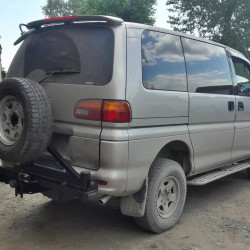 Калитка под запаску для Mitsubishi Delica L400 (Булка)