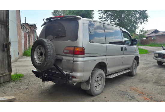 Калитка под запаску для Mitsubishi Delica L400 (Булка)