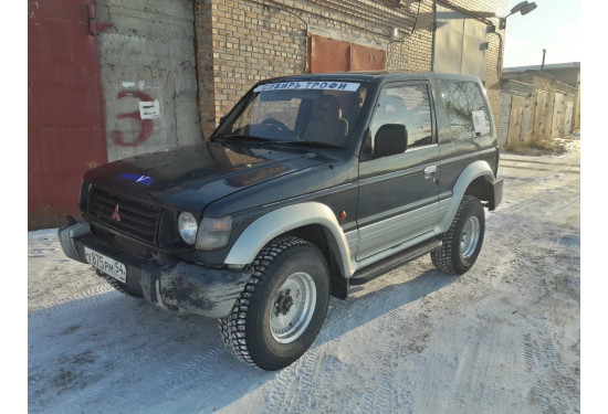 Силовые пороги для Mitsubishi Pajero 2 (3 двери)