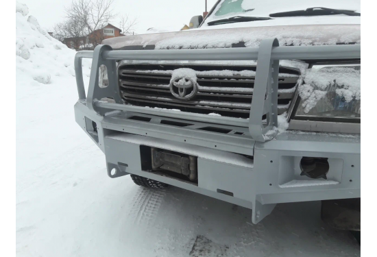 Передний силовой бампер для Toyota Land Cruiser 105 под штатную лебедку с кенгурином