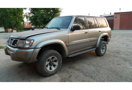 Силовые пороги для Nissan Patrol/Safari Y61