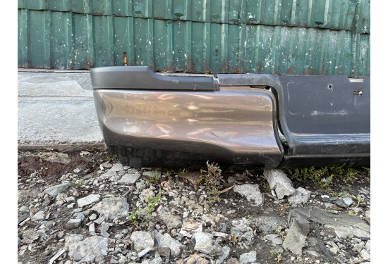 Оригинальный задний бампер для Toyota Hilux 8 поколения (Б/У)