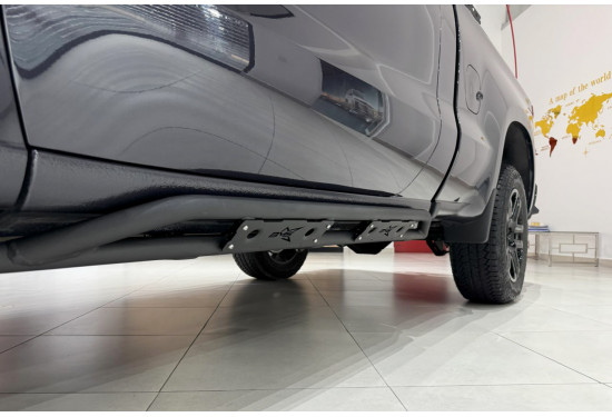 Силовая защита порогов для Chevrolet Silverado 2017-2024 и GMC Sierra 2018-2024