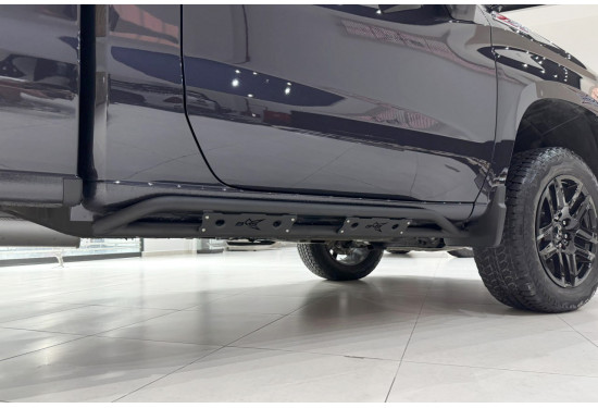 Силовая защита порогов для Chevrolet Silverado 2017-2024 и GMC Sierra 2018-2024