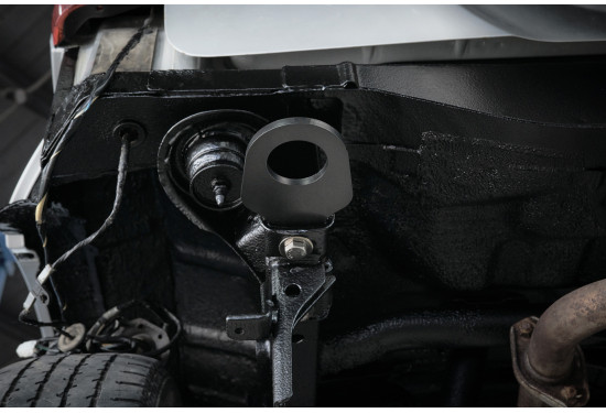 Буксировочная проушина задняя для Suzuki Jimny 1998-2018