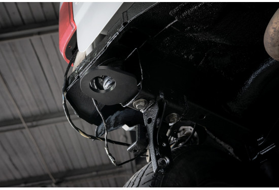 Буксировочная проушина задняя для Suzuki Jimny 1998-2018