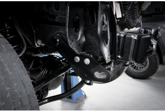 Буксировочная проушина передняя правая для Suzuki Jimny 1998-2018