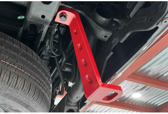 Задние буксировочные проушины для GMC Sierra 2022-2025 и Chevrolet Silverado 2022-2025