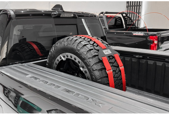 Универсальное крепление запасного колеса в кузов пикапа