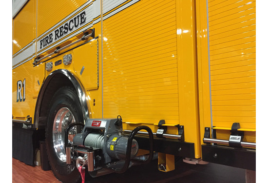 Лебедка электрическая 24V COMEUP DV-9i 9000 lbs / 4082 кг стальной трос