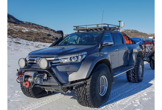 Лебедка электрическая 24V COMEUP DV-9si 9000 lbs / 4082 кг стальной трос