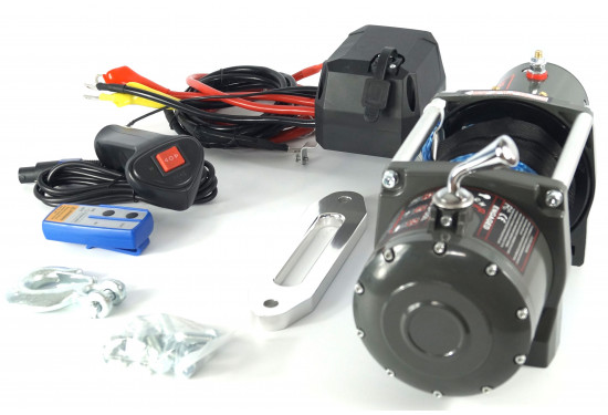 Лебедка электрическая 12V Electric Winch 6000lbs / 2722 кг синтетический трос