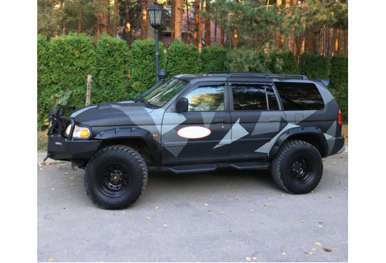 Расширители колёсных арок для Mitsubishi Pajero Sport I (1998-2007) (под силовой бампер)