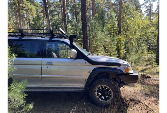 Расширители колёсных арок для Mitsubishi Pajero Sport I (1998-2007) (под силовой бампер)