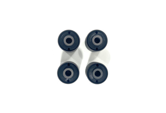 Комплект резиновых сайлентблоков продольных рачагов и панар Ironman для Nissan Patrol Y61 2000+