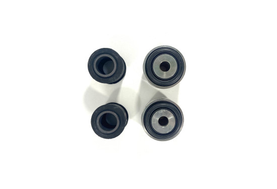 Комплект резиновых сайлентблоков продольных рачагов и панар Ironman для Nissan Patrol Y61 2000+