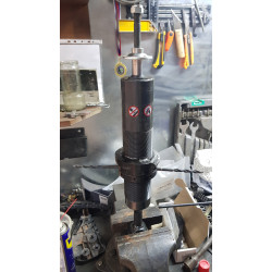 Амортизатор передний Ironman PRO для Toyota Fortuner 2015+ и Toyota Hilux 2015+ лифт до 50 мм (масло)