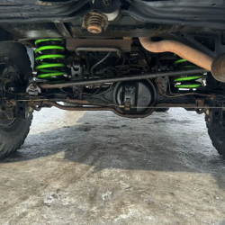 Пружины задние усиленные Ironman для Toyota Land Cruiser 80/105 нагрузка 0-200 кг лифт до 50 мм