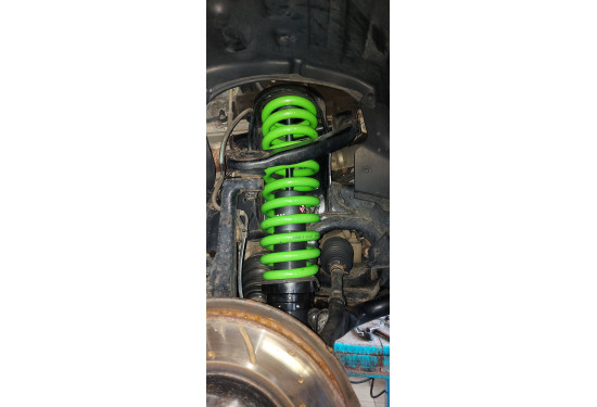 Пружины передние усиленные Ironman для Toyota Land Cruiser 200 лифт до 50 мм нагрузка 0-50 кг