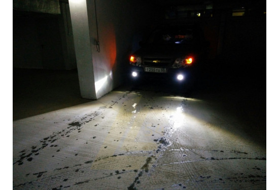Светодиодные противотуманные LED фары для Chevrolet Niva