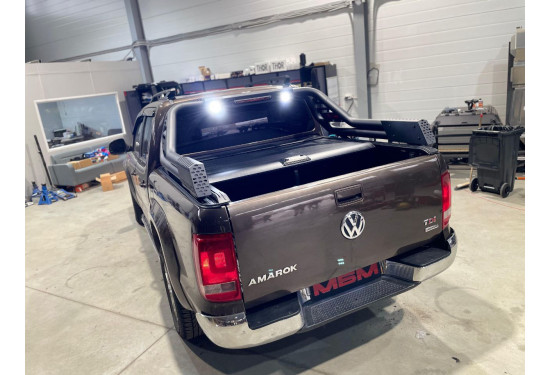 Механическая роллета для Volkswagen Amarok