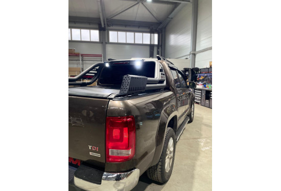 Механическая роллета для Volkswagen Amarok