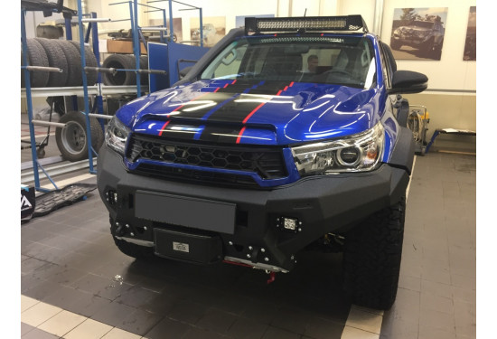 Пластиковый капот Toyota Hilux 2015+