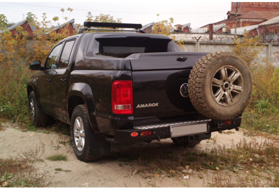 Бампер силовой задний OJ серии "ТРОФИ" для Volkswagen Amarok с квадратом под фаркоп